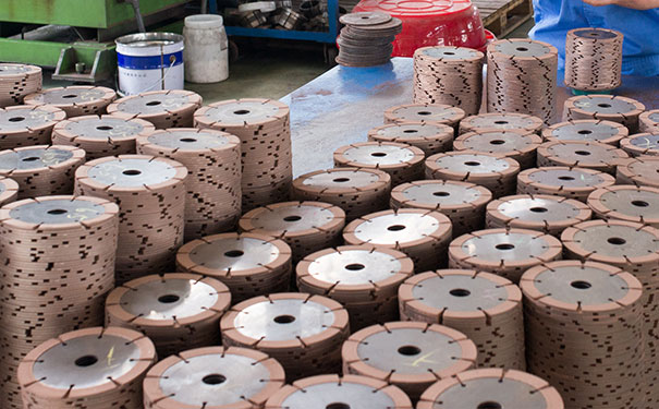 昌利金剛石鋸片價(jià)格少錢一片性價(jià)比如何？